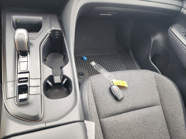 Used 2023 Toyota Crown XLE image 19