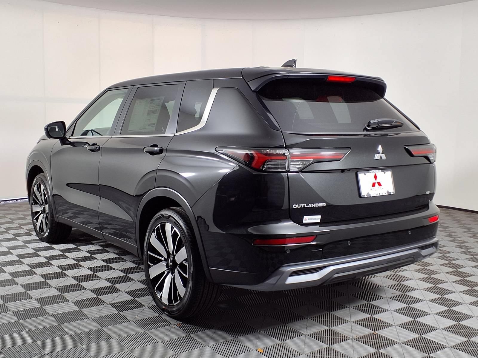 New 2026 Mitsubishi Outlander SE AWD/4WD image 5