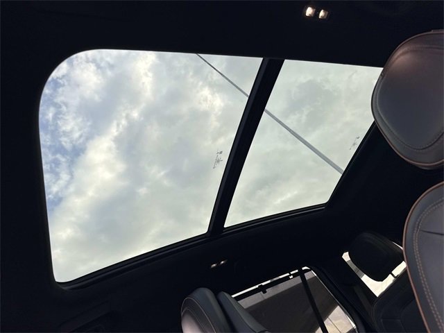 Used 2025 Lincoln Aviator Black Label w/ Jet Appearance Package image 21