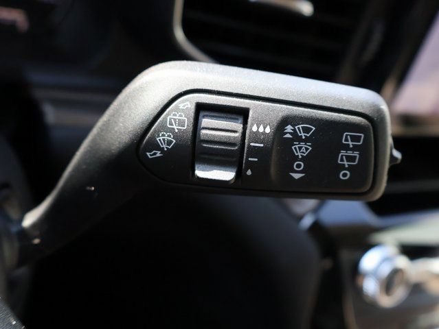 Used 2023 Ford Explorer Limited AWD/4WD image 41