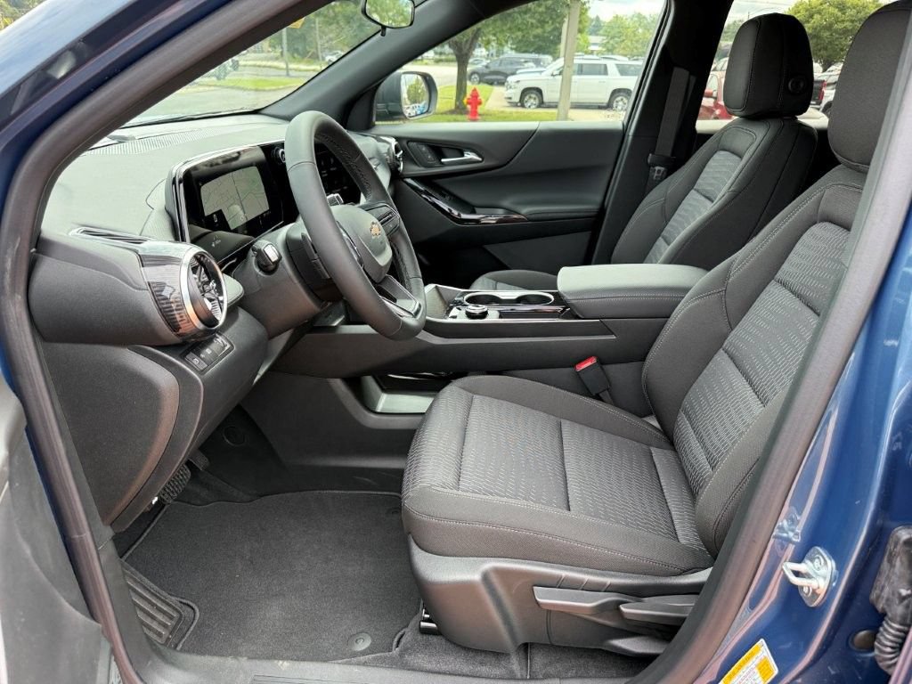 New 2027 Chevrolet Equinox LT FWD image 11