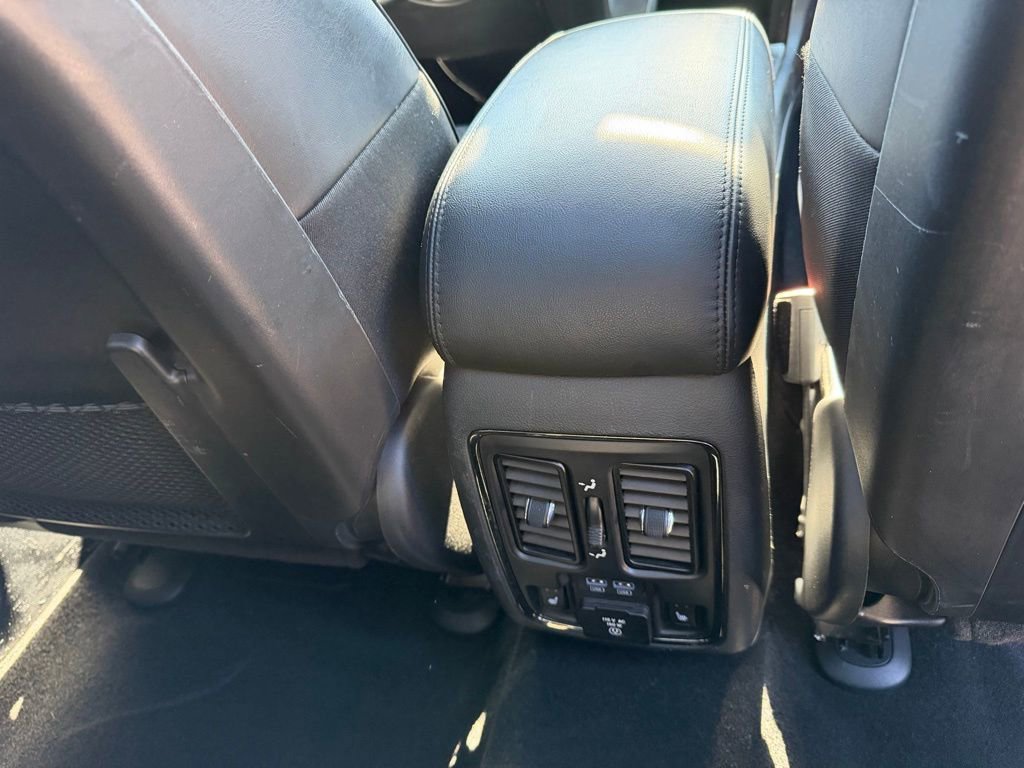 Used 2020 Jeep Grand Cherokee High Altitude image 35