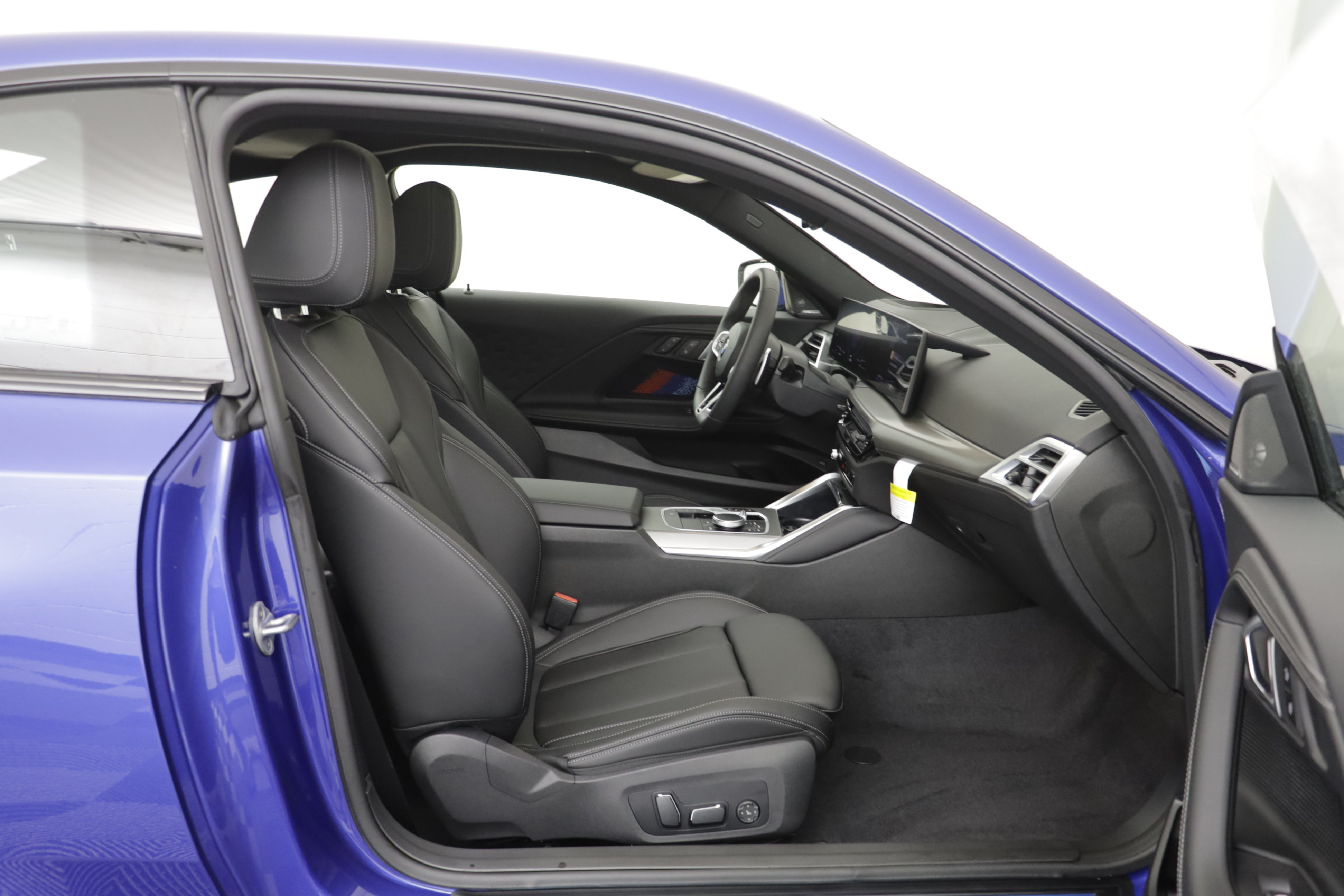 New 2026 BMW 230i xDrive Coupe w/ Premium Package AWD/4WD image 18