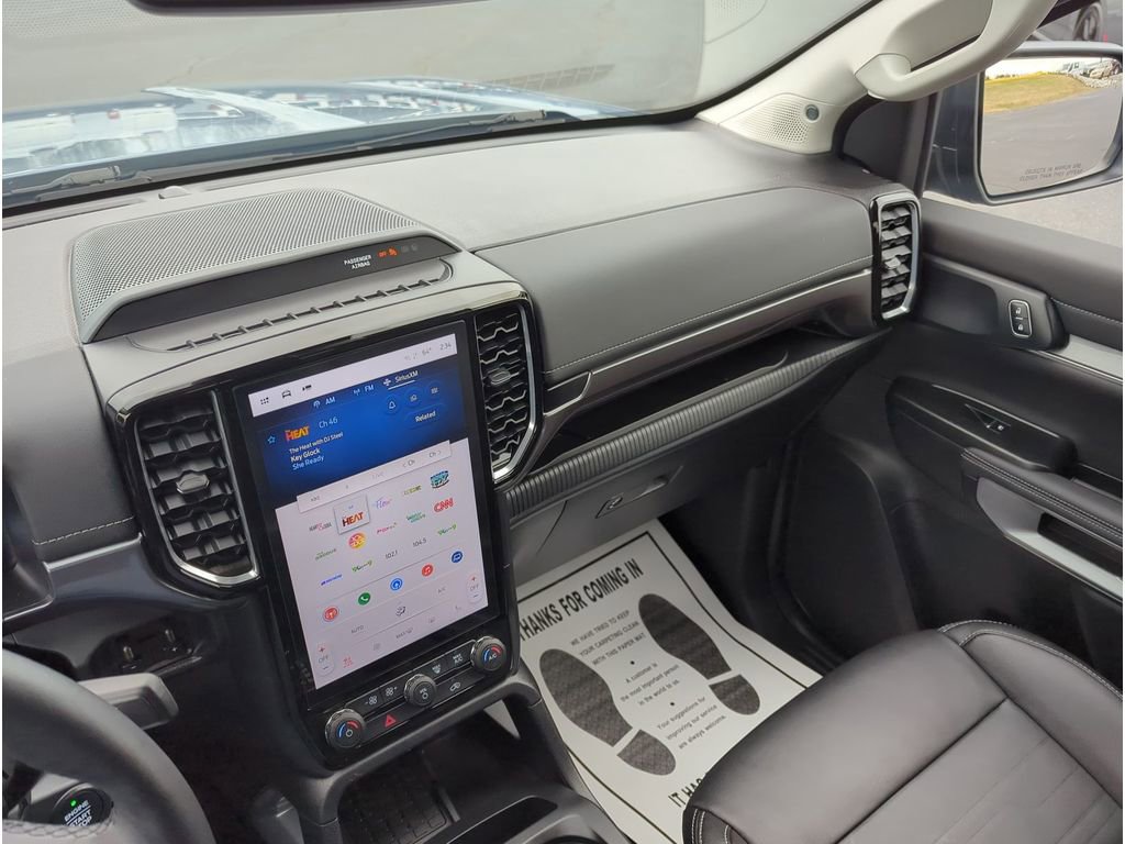 Used 2024 Ford Ranger Lariat w/ FX4 Off-Road Package image 18