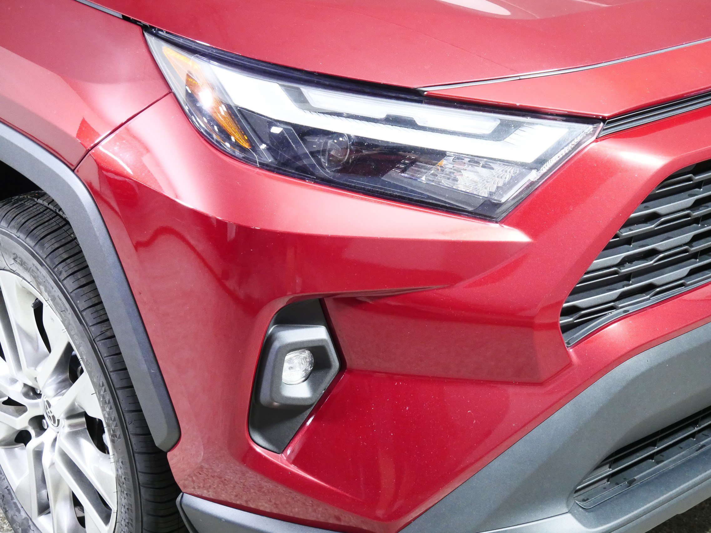 Used 2024 Toyota RAV4 XLE Premium w/ Weather Package AWD/4WD image 16