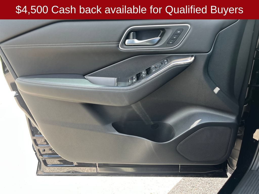 New 2026 Nissan Rogue Platinum w/ Platinum Premium Package AWD/4WD image 12