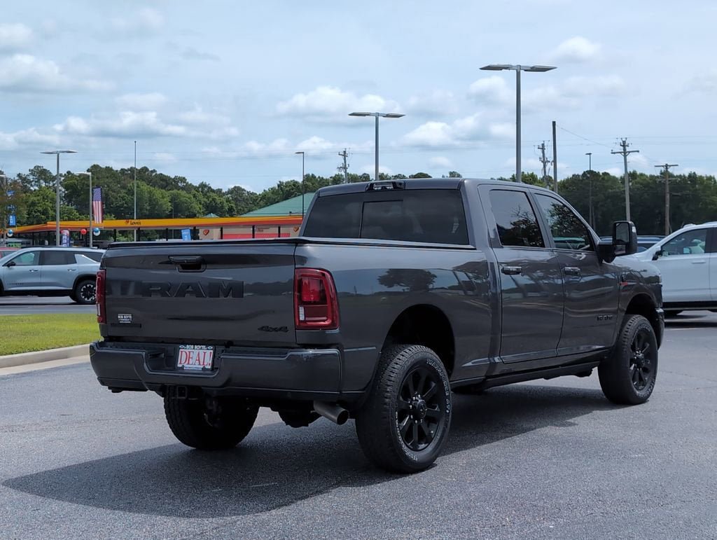 Used 2025 RAM 2500 Laramie AWD/4WD image 3