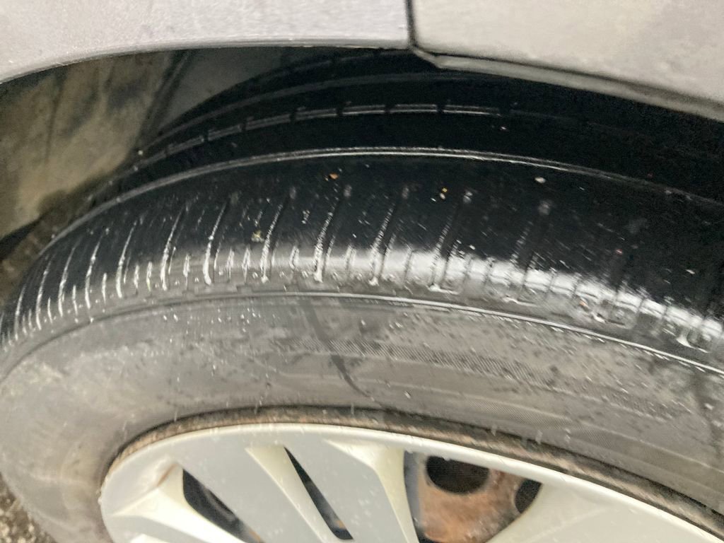 Used 2017 Honda Fit LX image 32