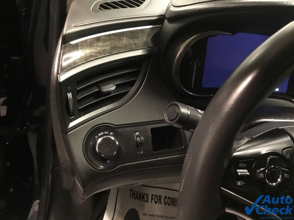 Used 2016 Buick LaCrosse FWD image 21