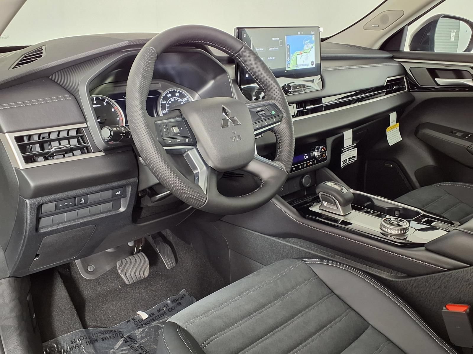 New 2026 Mitsubishi Outlander SE FWD image 14