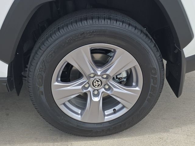 New 2025 Toyota RAV4 LE image 33