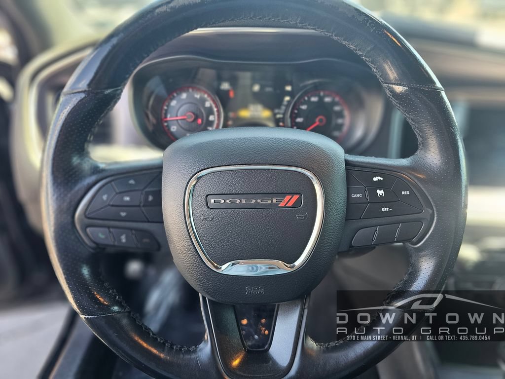 Used 2017 Dodge Charger SXT w/ AWD Plus Group image 19
