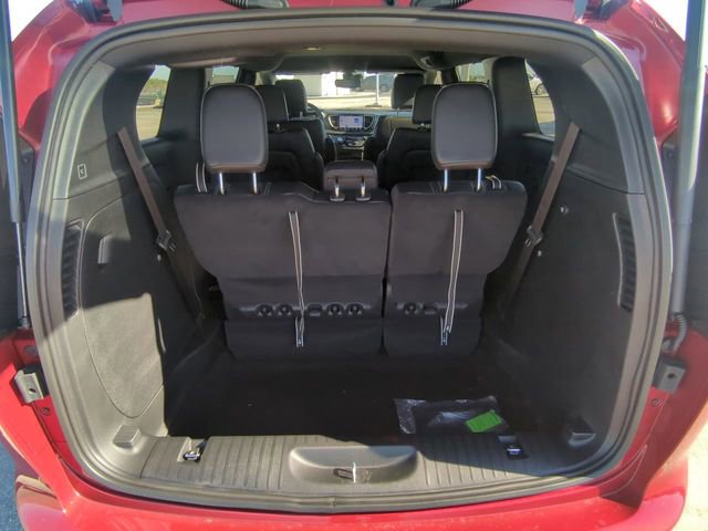New 2026 Chrysler Pacifica Select image 14