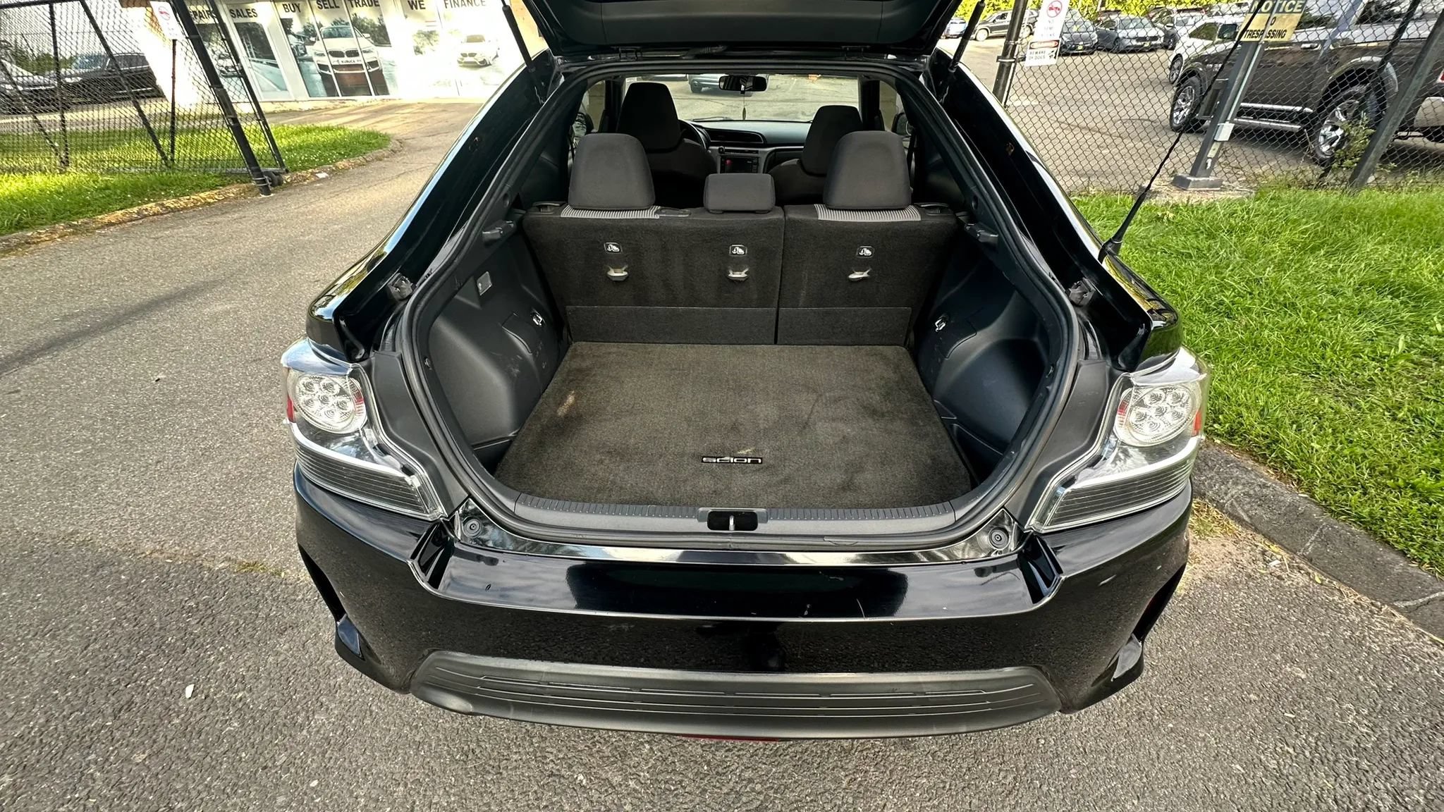 Used 2014 Scion tC FWD image 12
