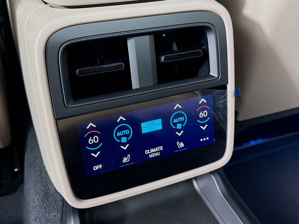 Certified 2025 Porsche Taycan image 26