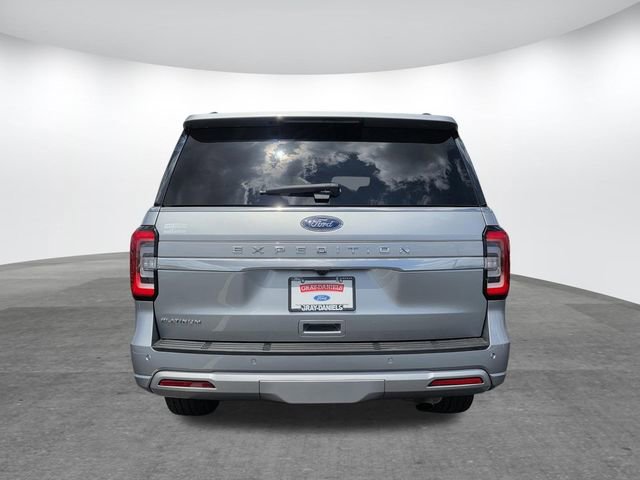Used 2024 Ford Expedition Platinum image 5