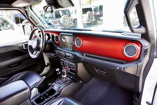 Used 2020 Jeep Gladiator Rubicon AWD/4WD image 12