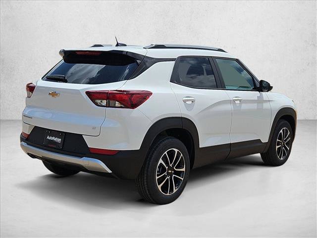 New 2026 Chevrolet TrailBlazer LT w/ Convenience Package FWD image 2