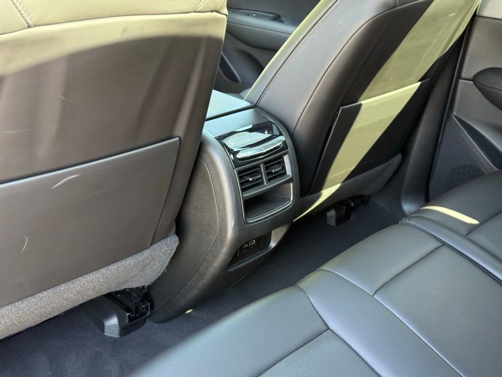 Certified 2025 Cadillac XT5 Premium Luxury image 27