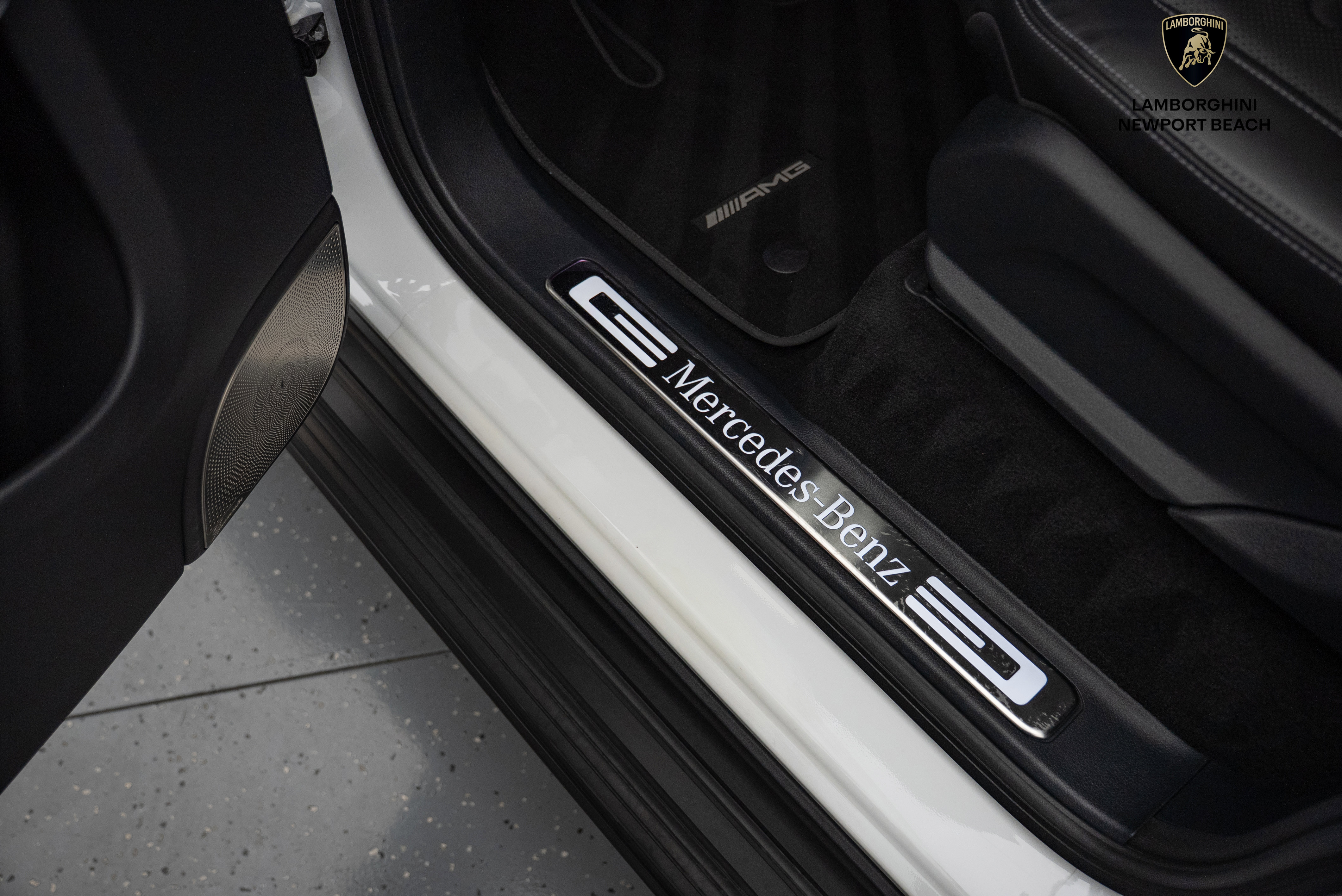 Used 2025 Mercedes-Benz G 550 image 25