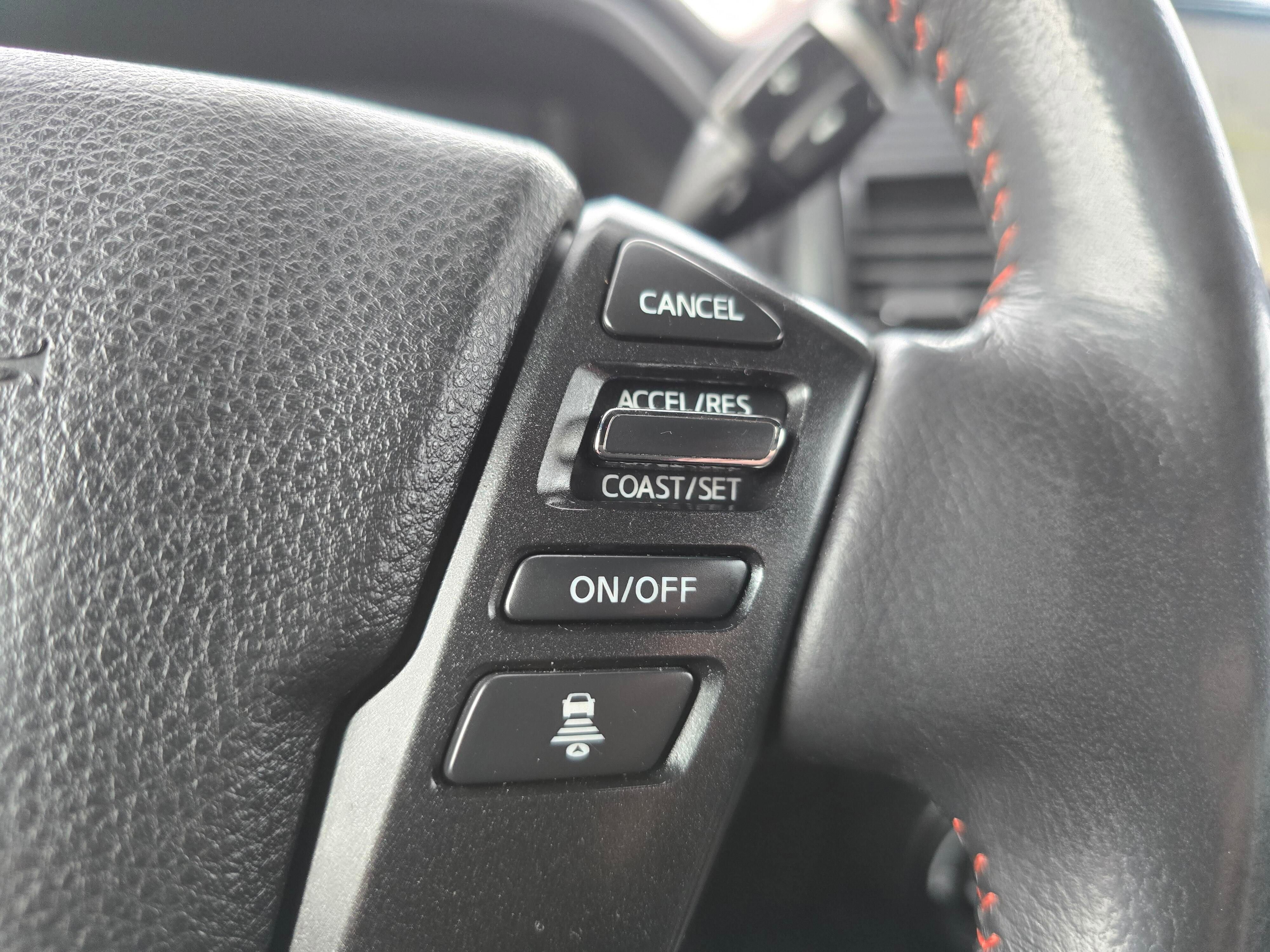 Used 2021 Nissan Titan PRO-4X w/ Pro-4x Convenience Package image 22