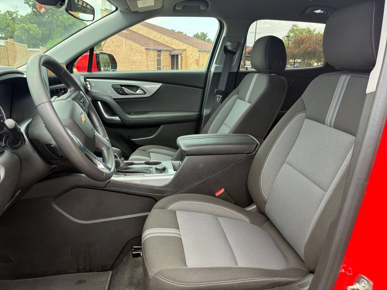 Used 2026 Chevrolet Blazer LT FWD image 23