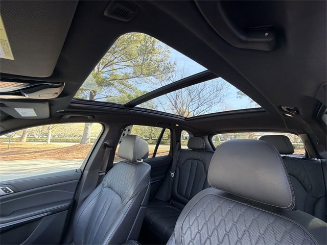 Used 2025 BMW X5 xDrive50e image 22