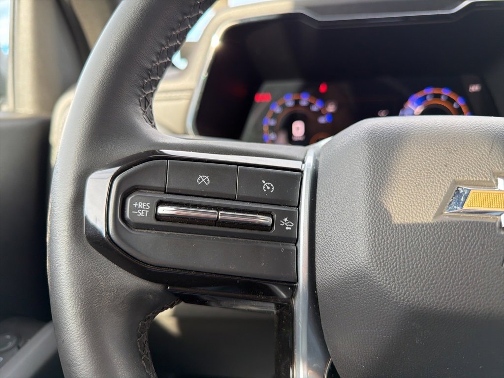 Used 2024 Chevrolet Colorado LT w/ LT Convenience Package II image 32