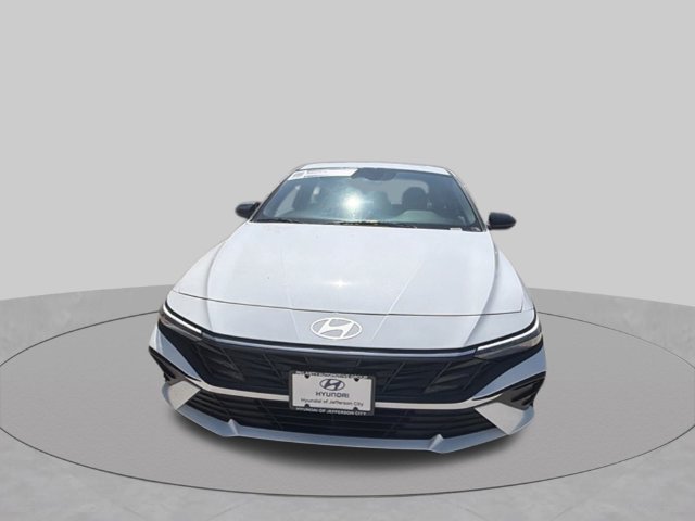 New 2026 Hyundai Elantra SEL Sport FWD image 10