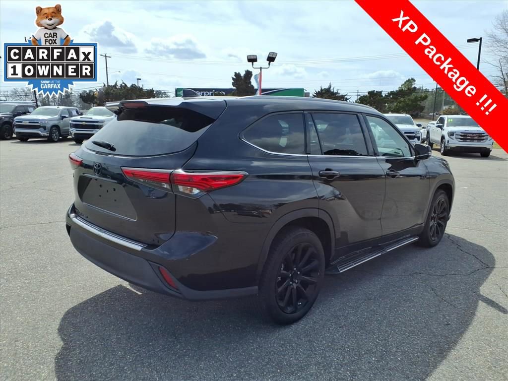 Used 2022 Toyota Highlander XLE image 5