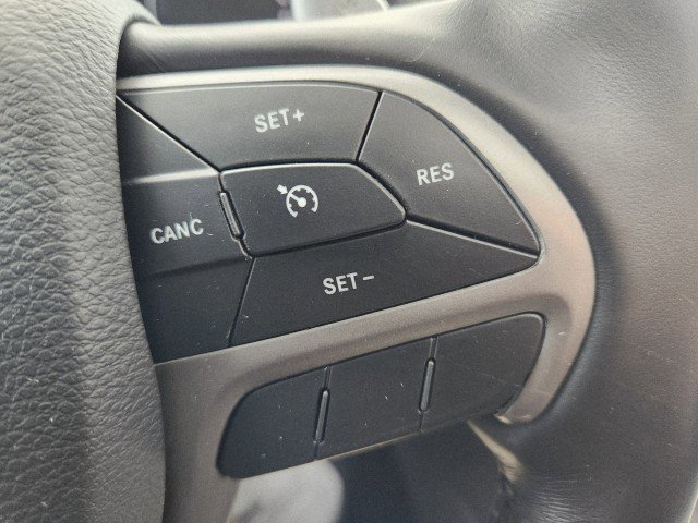 Used 2021 Jeep Grand Cherokee Limited X image 40