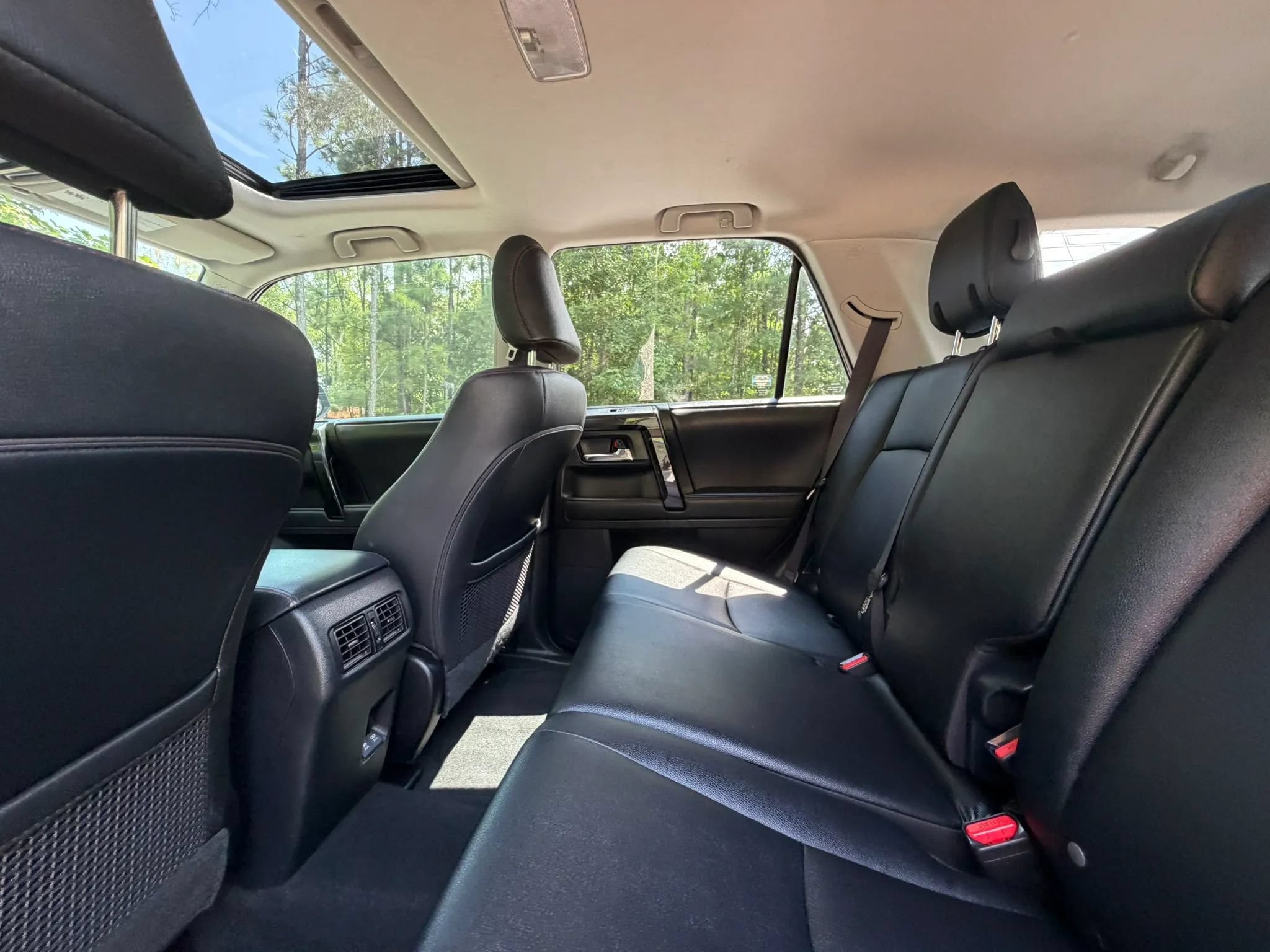 Used 2020 Toyota 4Runner TRD Off-Road Premium w/ Moonroof Package AWD/4WD image 13