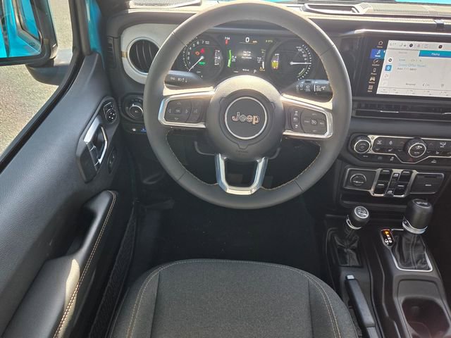 Used 2024 Jeep Wrangler Sahara AWD/4WD image 7