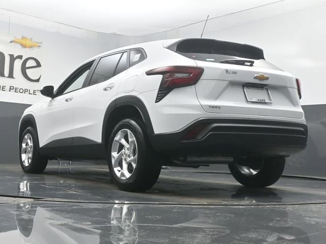 New 2026 Chevrolet Trax LS w/ LS Convenience Package image 5