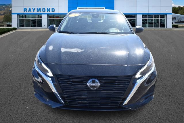 Used 2025 Nissan Altima 2.5 SV image 9