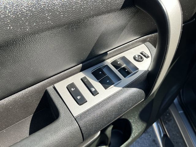 Used 2007 Chevrolet Silverado 1500 LT w/ Towing Package AWD/4WD image 16