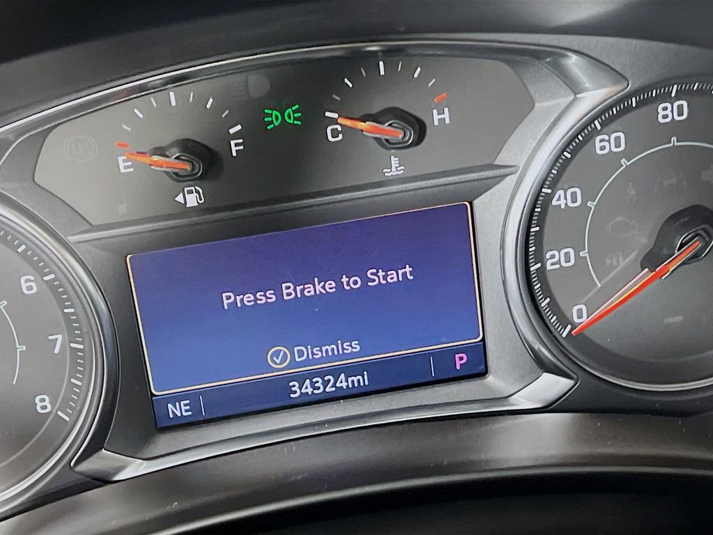 Used 2024 GMC Terrain SLE w/ Driver Convenience Package image 11