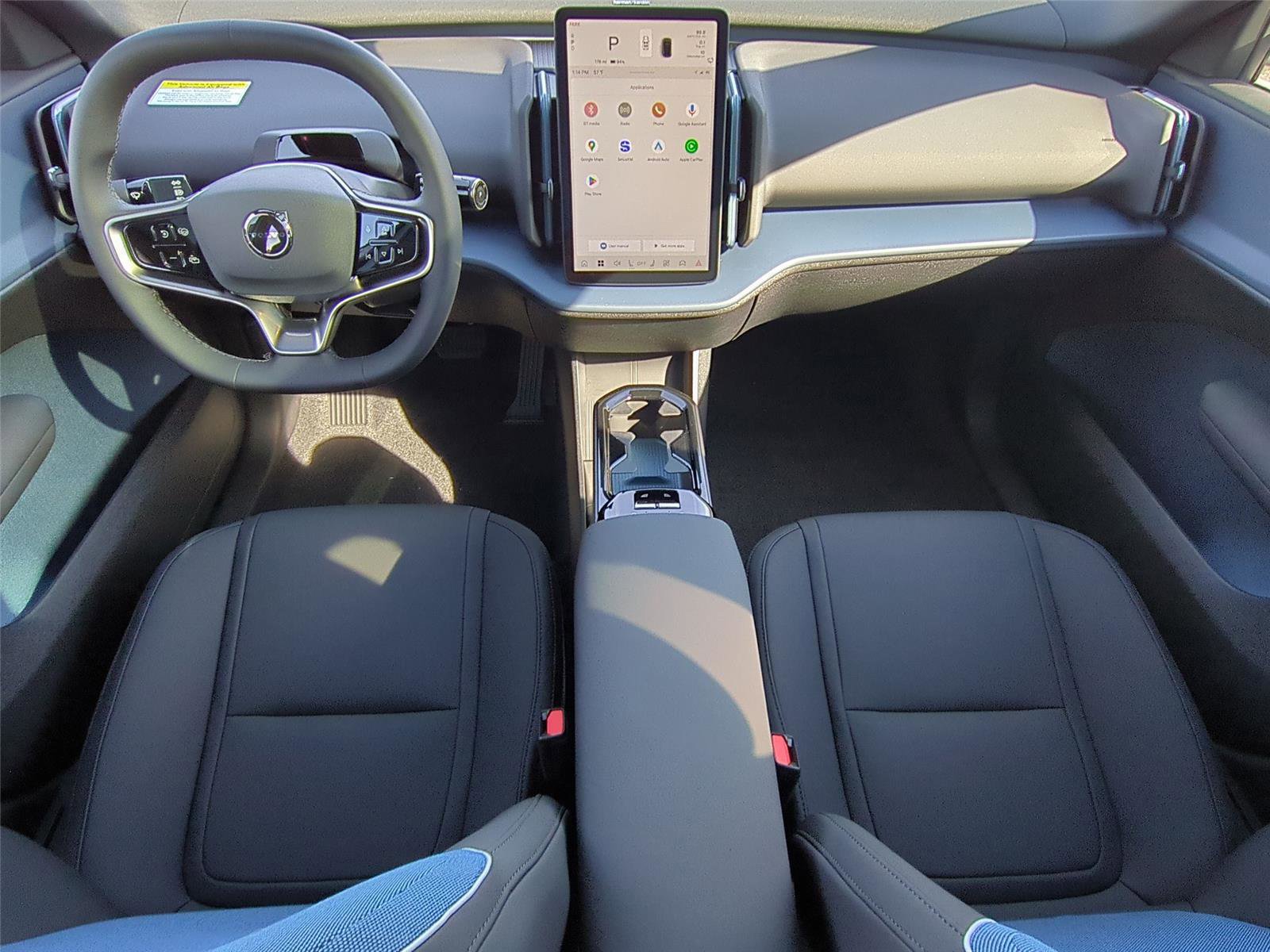 New 2026 Volvo EX30 Cross Country Ultra w/ Protection Package Premier image 18