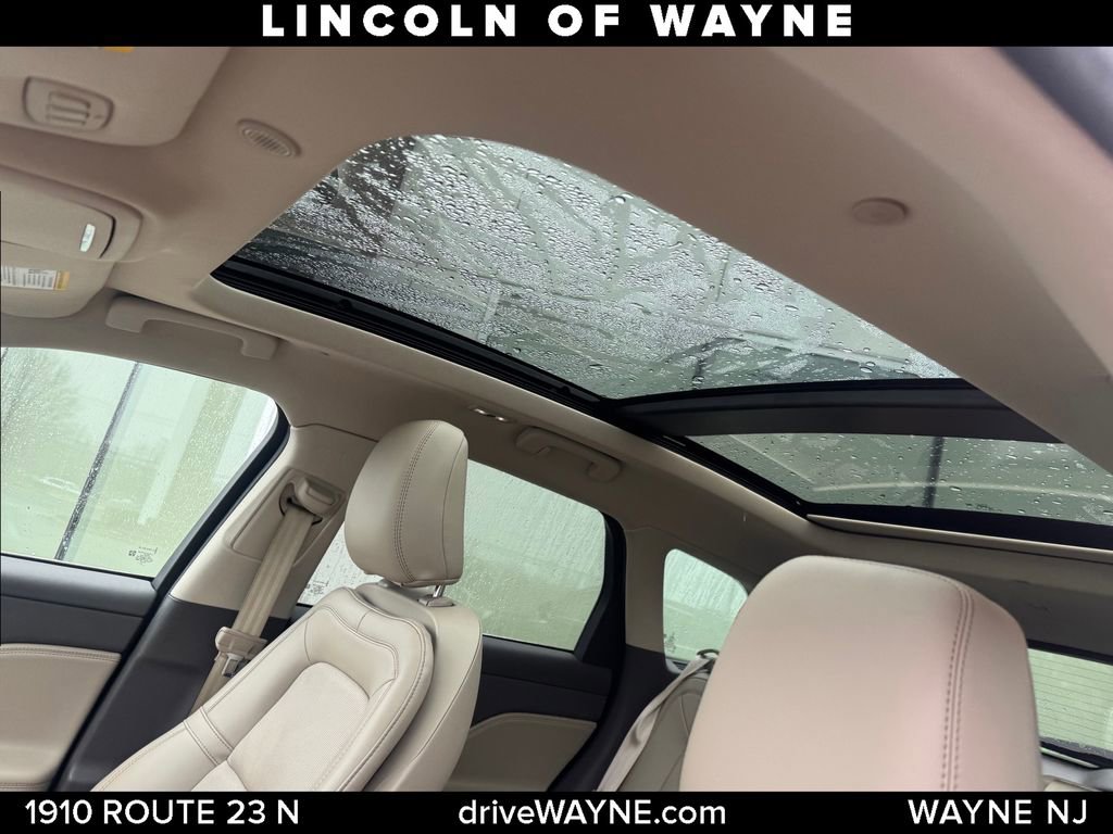 Certified 2022 Lincoln Corsair AWD w/ Premium Package image 15