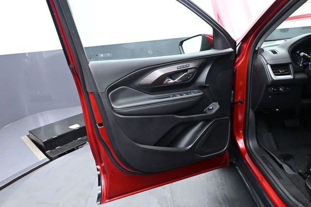 Certified 2024 GMC Terrain SLT w/ LPO, Floor Liner Package FWD image 12
