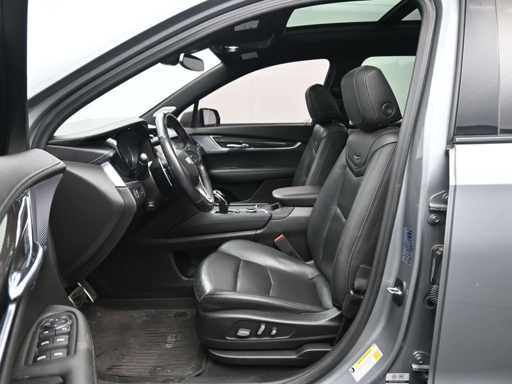 Used 2023 Cadillac XT6 Sport image 27