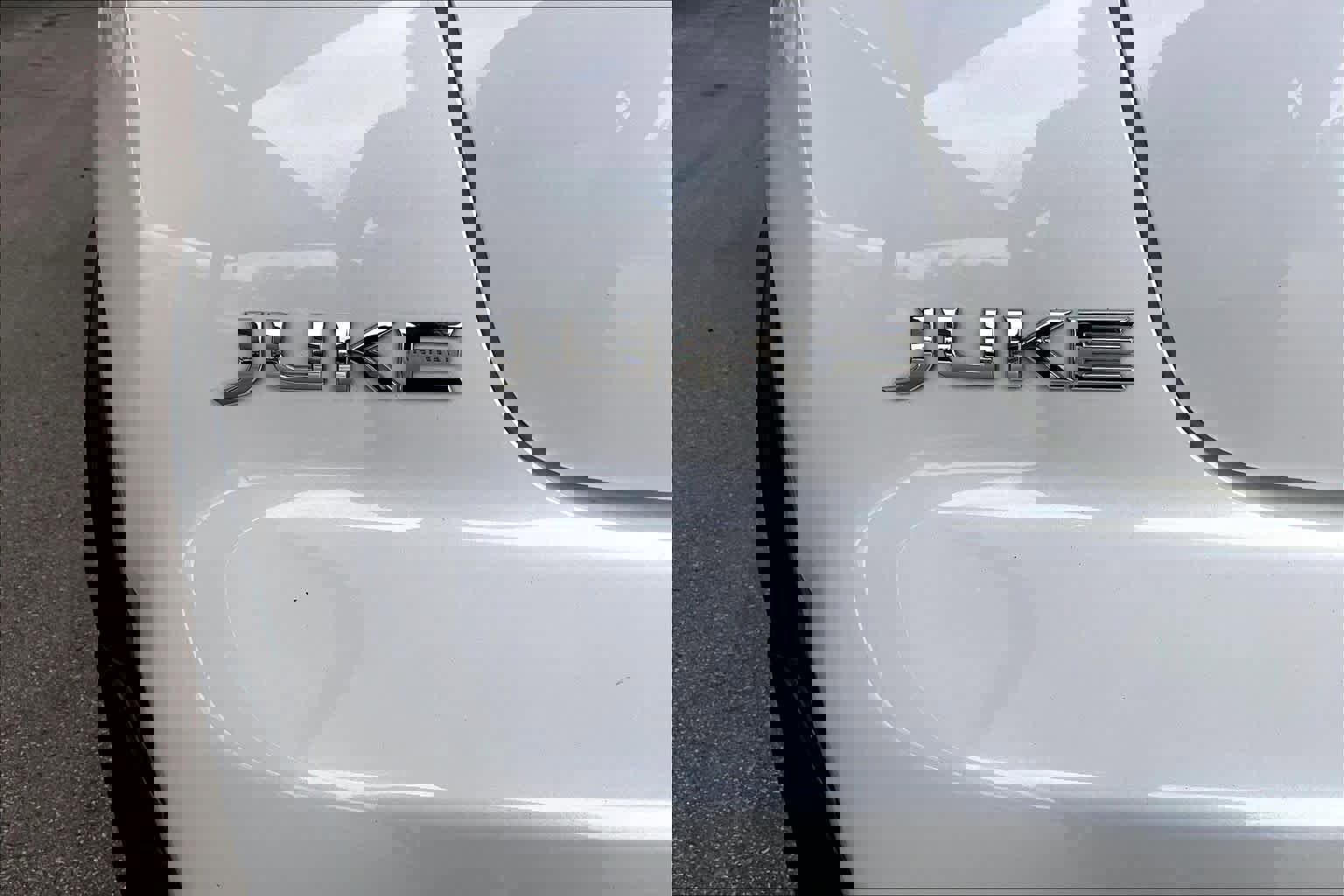 Used 2016 Nissan Juke SL FWD image 10