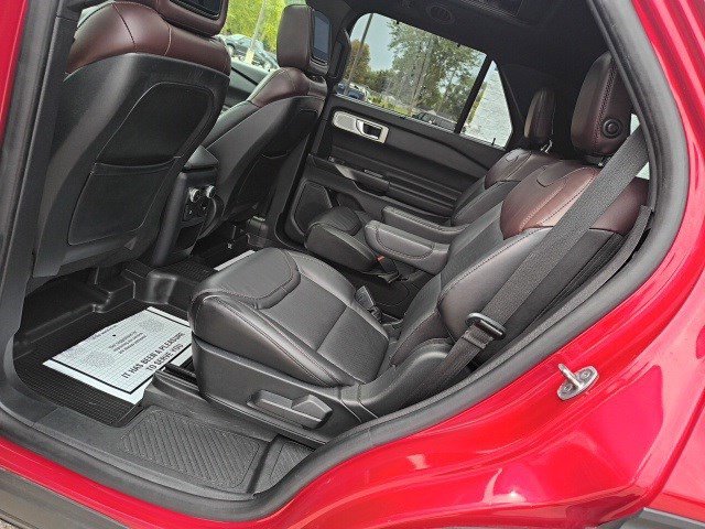 Used 2020 Ford Explorer Platinum w/ Premium Technology Package image 14