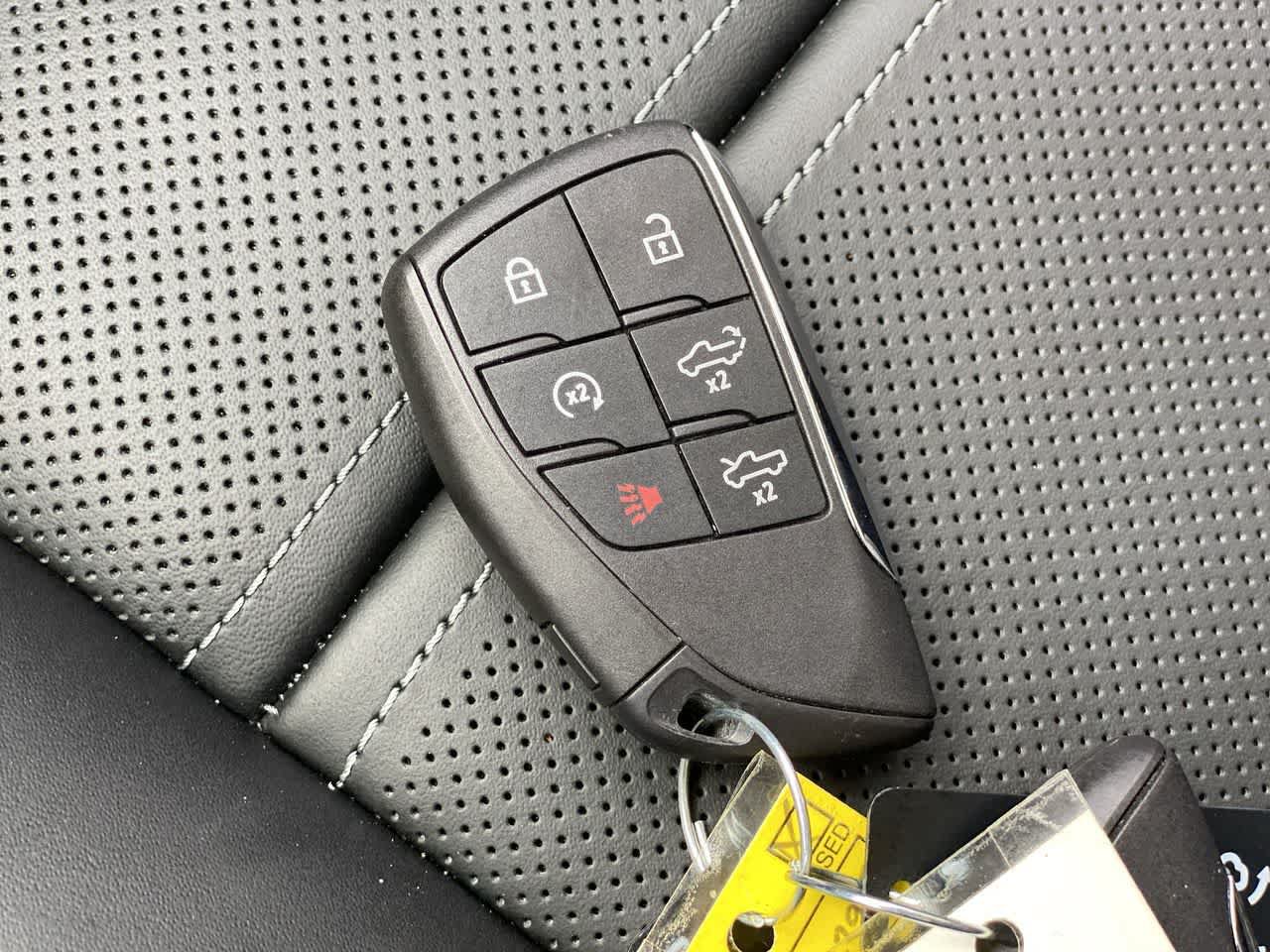 Used 2025 GMC Sierra EV Denali AWD/4WD image 27