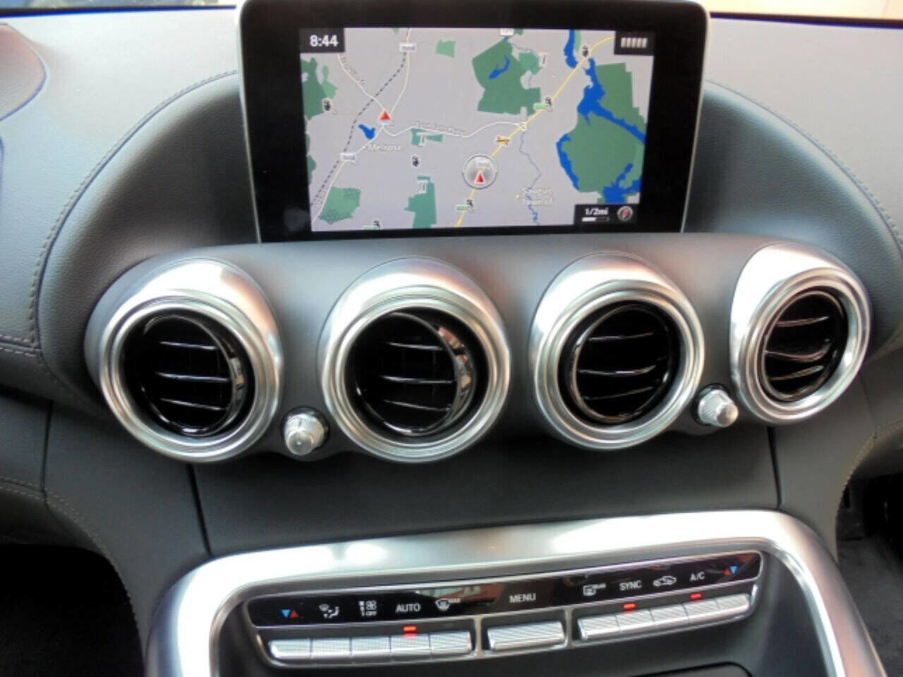 Used 2018 Mercedes-Benz AMG GT S image 10