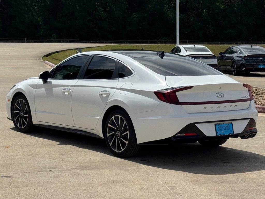 Used 2023 Hyundai Sonata Limited w/ Cargo Package FWD image 17