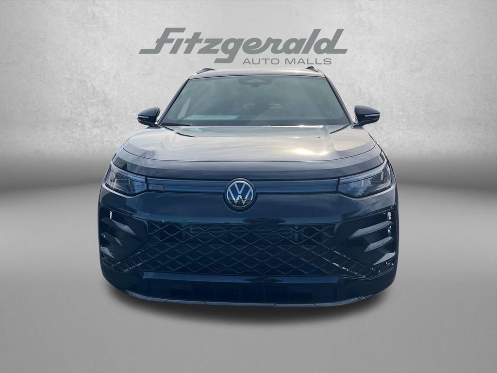 New 2026 Volkswagen Tiguan SE R-Line image 5