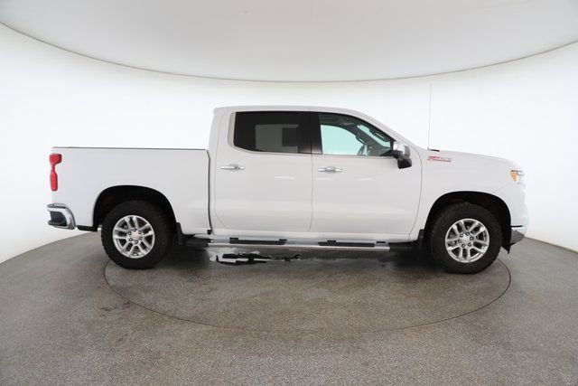 Used 2025 Chevrolet Silverado 1500 LTZ w/ Z71 Off-Road Package image 22