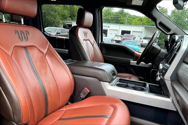 Used 2022 Ford F350 King Ranch w/ King Ranch Ultimate Package AWD/4WD image 7