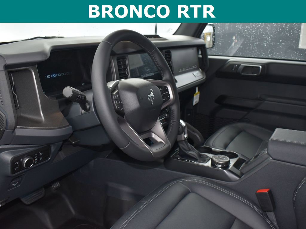 New 2025 Ford Bronco Badlands image 5